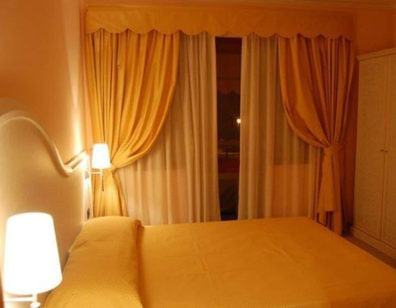 Hotel Centrale Sabaudia Kültér fotó