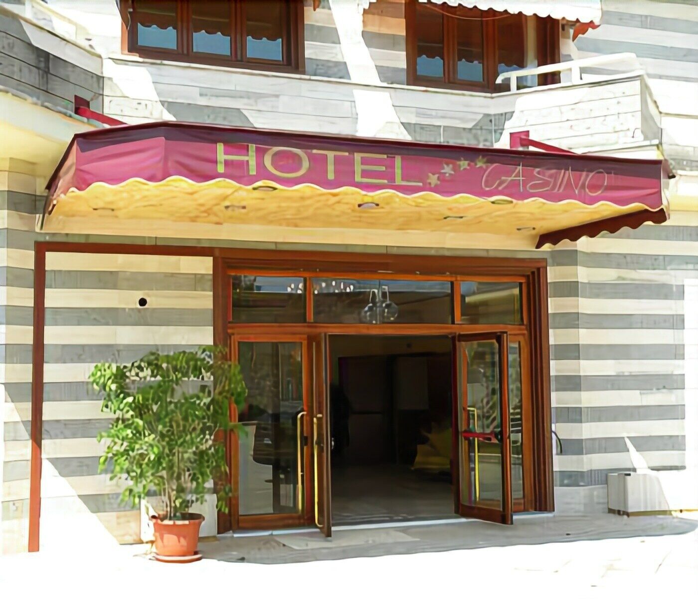 Hotel Centrale Sabaudia Kültér fotó