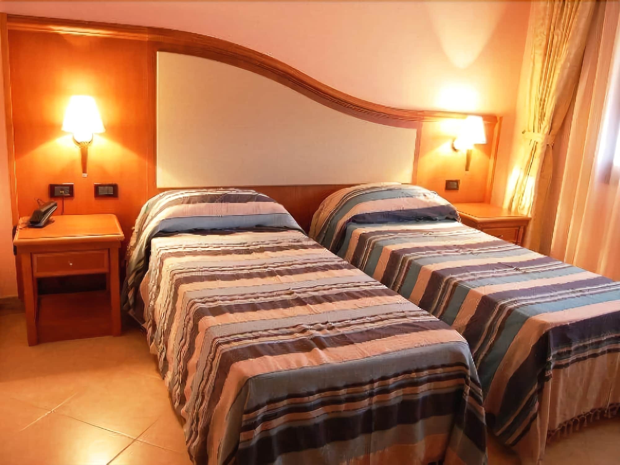 Hotel Centrale Sabaudia Kültér fotó